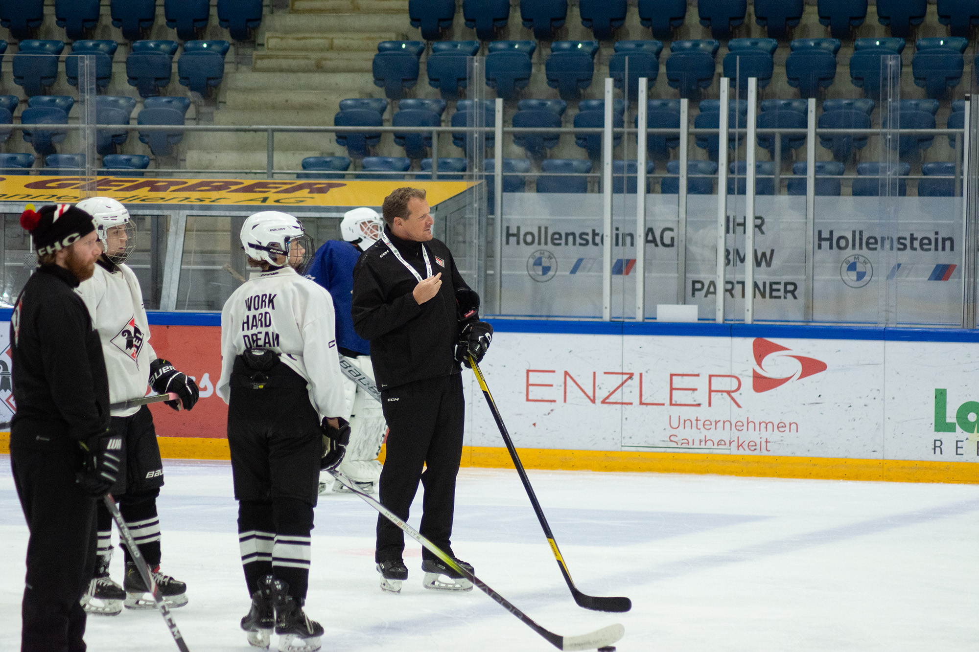 Kevin Schläpfer engagiert sich im Nachwuchs EHC Basel 1932